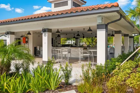 Vista Cay Resort